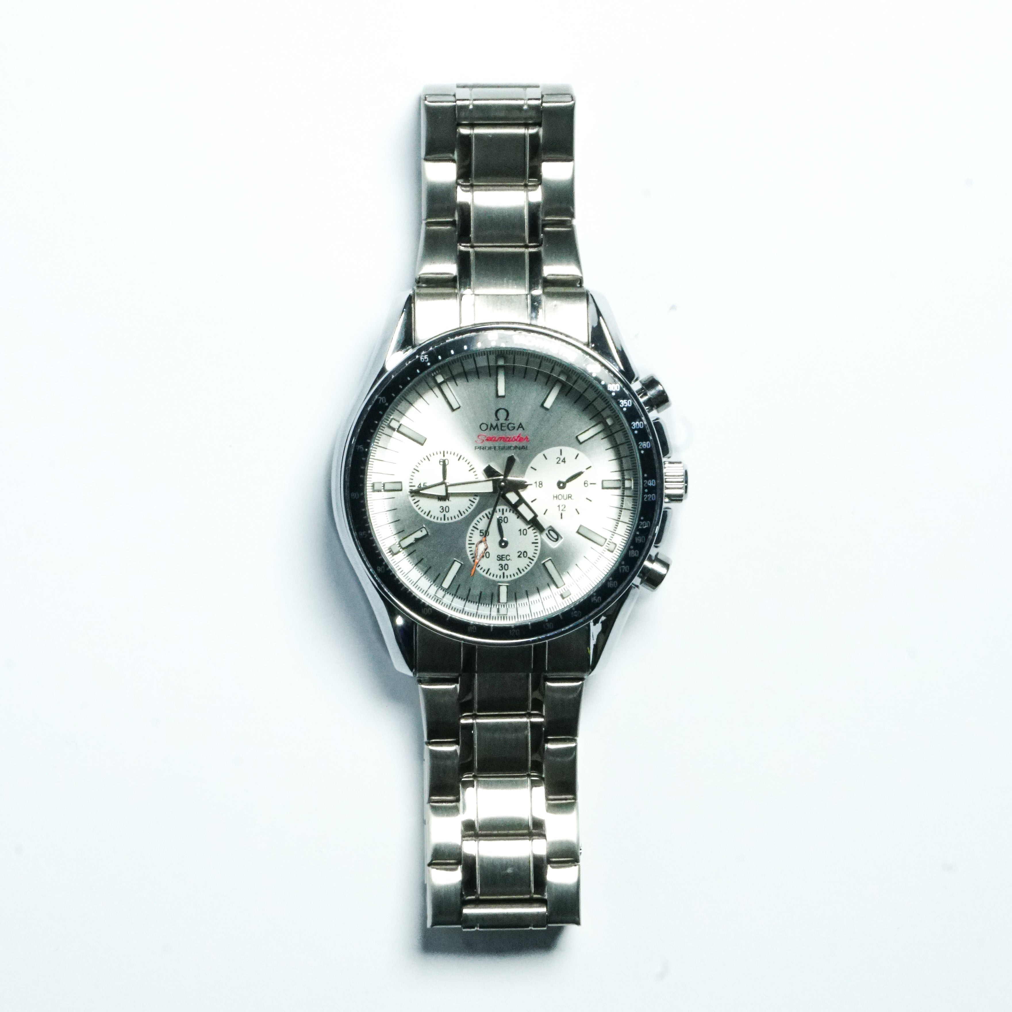 Omega Seamaster Silver White Chronograph – Stainless Steel